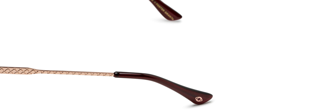 Liliana - Reader - Fully Magnified - Red/Gold - Variant Link