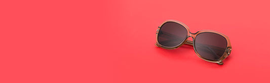 How Should Your Glasses Fit? A Guide to the Ache Behind Your Ears