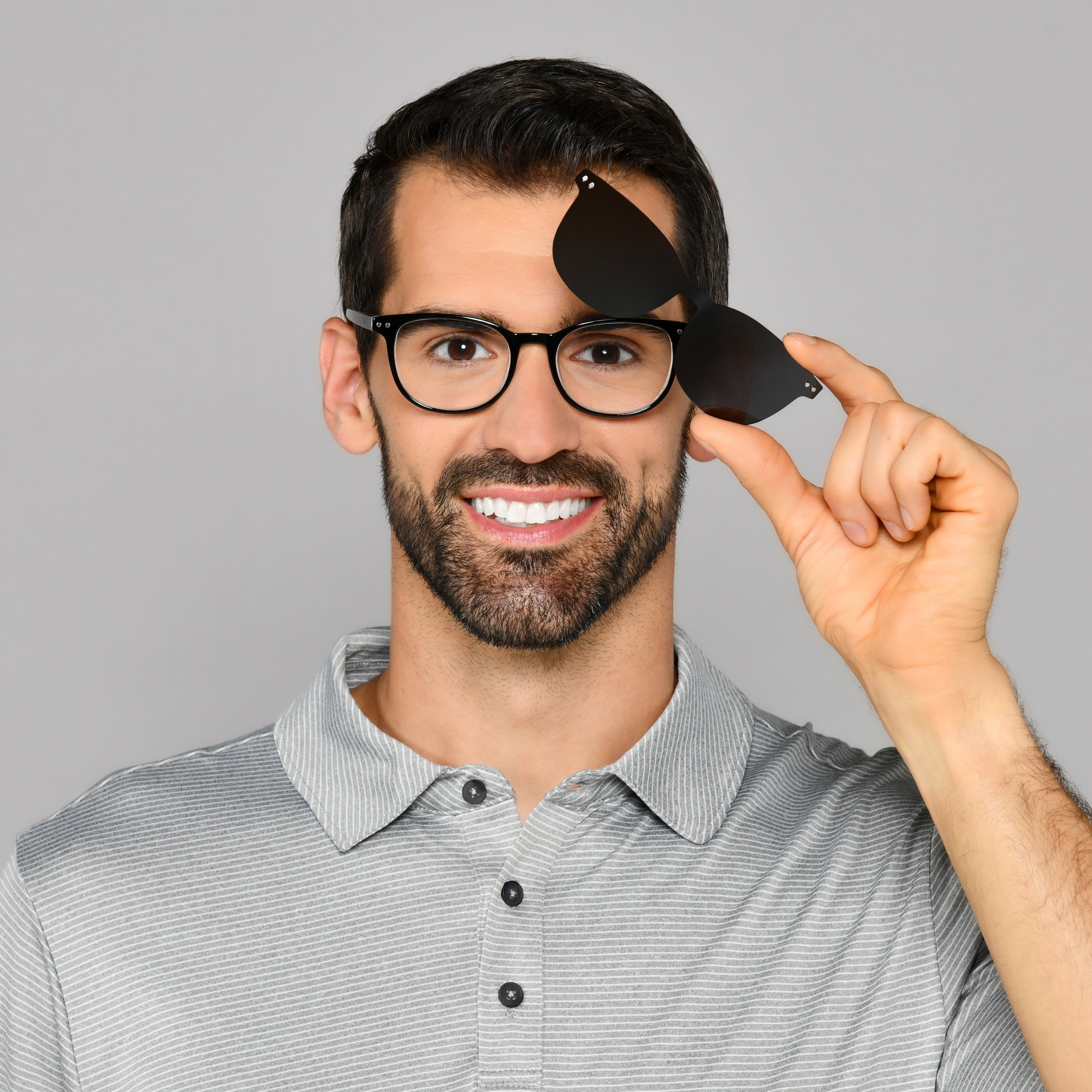 Specialist - Reader - Fully Magnified - Black | Foster Grant